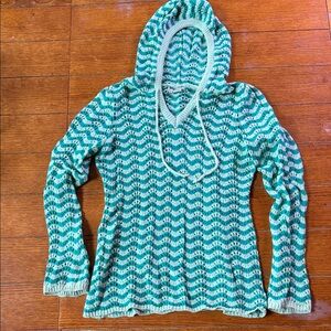 Royal Robbins Green and White Women's Sweater